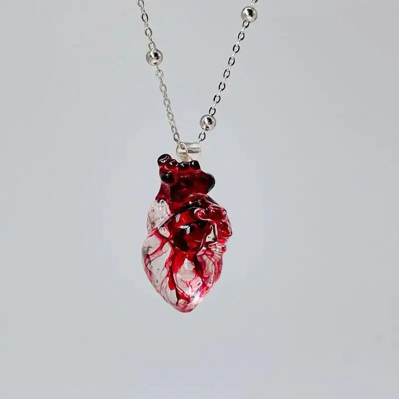 Exquisite Bloody Personality Heart Pendant Long Necklace